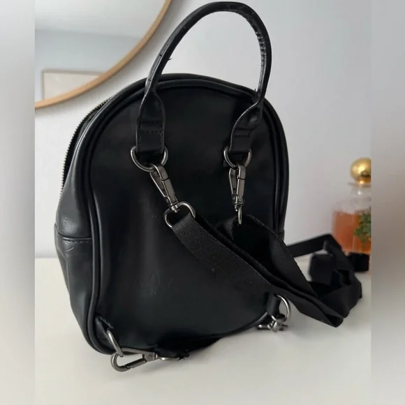 Adidas backpack - Picture 2 of 3